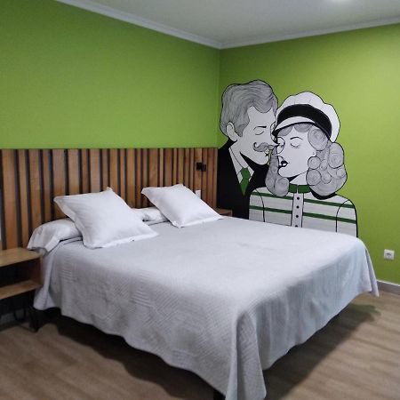 לוגו Hotel Brios מראה חיצוני תמונה